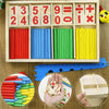 Activité Montessori de tri et comptage avec batons CountSticks en bois