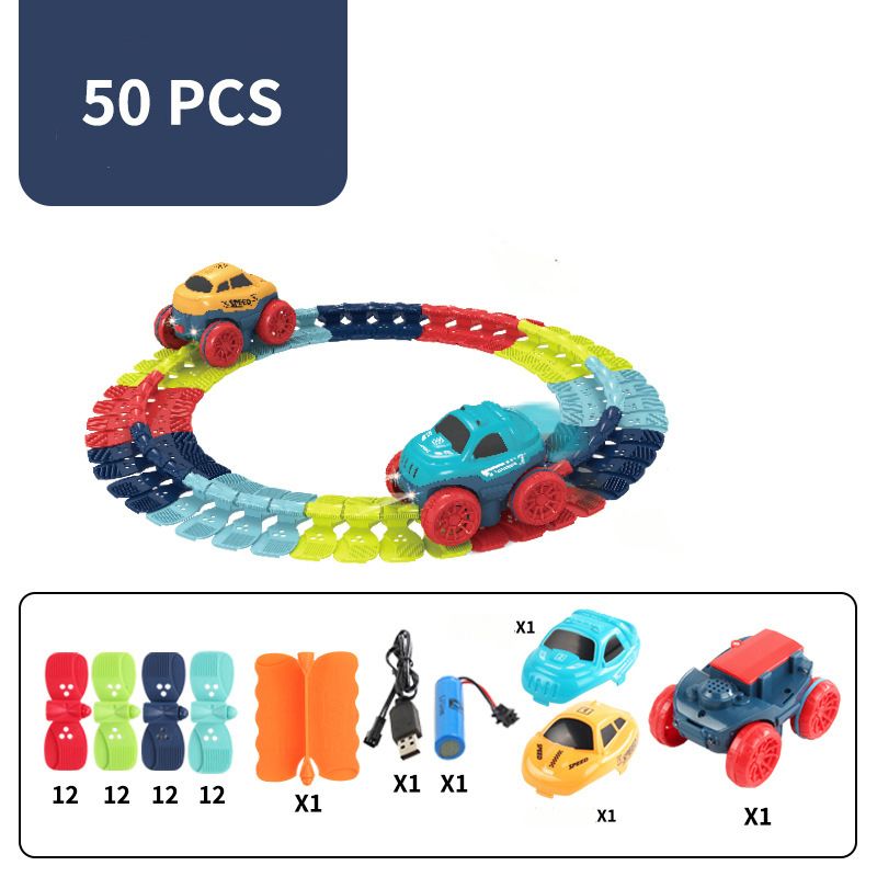 Circuit voiture enfant looping avec voitures et accessoires sur fond blanc – 50 pièces.