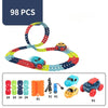 Circuit voiture enfant looping coloré avec voitures et accessoires – 98 pièces, fond blanc.