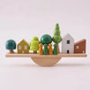 jeu d’équilibre en bois maison Montessori HouseTilt EducaKid parfaitement équilibré
