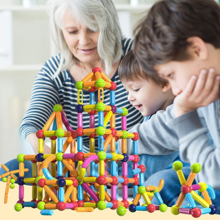 Jeu magnétique pour enfants avec grands-parents en moment créatif - EducaKid